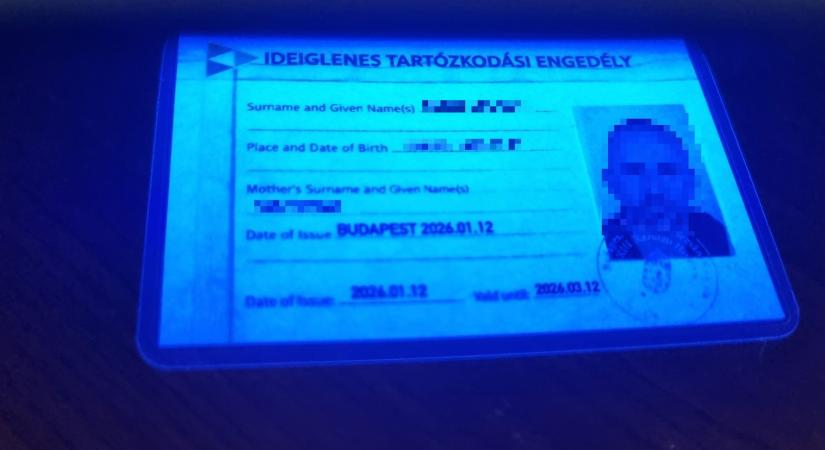 További egy évig érvényes a menedékesek okmánya Magyarországon