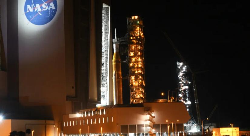 Bejelentette a NASA: mégsem visz embereket a Holdra az Artemis-III