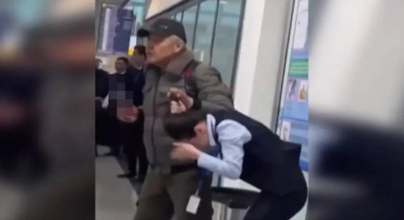 Drámai pillanatok, profi bokszoló terítette le a késes terroristát