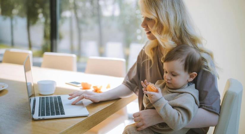 Áttört egy lélektani határt a kisgyermekes nők munkavállalási kedve