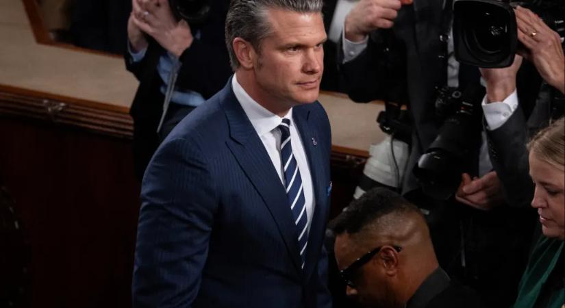 Trump: Nem hagyjuk, hogy egy radikális baloldali woke cég irányítsa a hadsereget