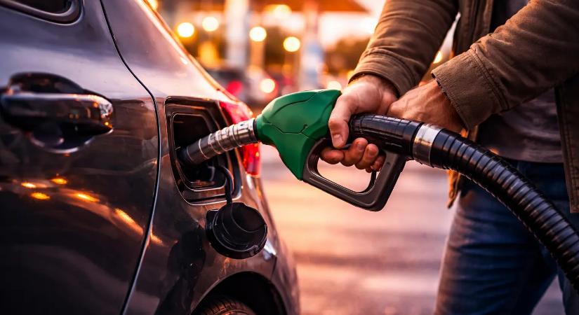 A szakértő figyelmeztet: ezért nem jó akkor tankolni, amikor már kigyullad a lámpa