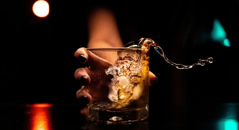 Alkoholfüggő van az ismeretségi körében? Ezzel a módszerrel azonnal kiderítheti