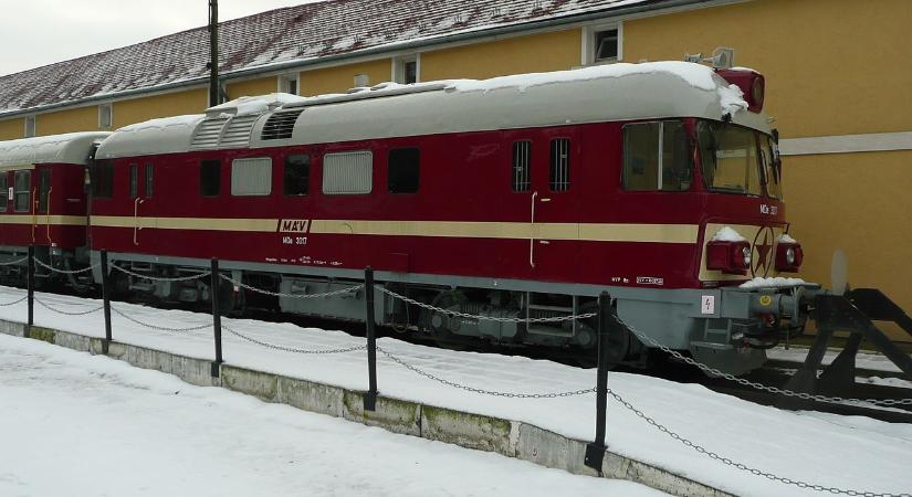 Honnan hová fejlődtek a motorvonatok? – Nagy MÁV motorvonat-beszerzés