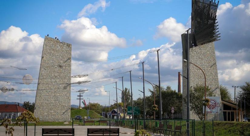 Te mit tennél, ha egyik napról a másikra milliók jelennének meg a számládon? – Szerencsen rosszul döntöttek