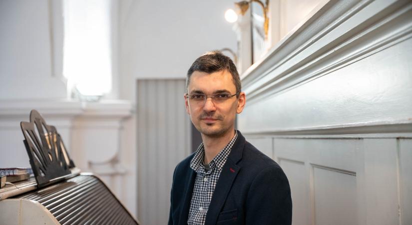 Hajduch-Szmola Patrik evangélikus lelkész: Énekelni, hangot előállítani isteni kiváltság