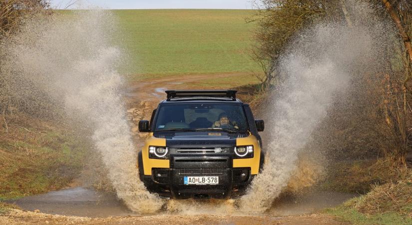 Ide az összes kátyúval és akár a dzsungellel! Teszten a Land Rover Defender Trophy