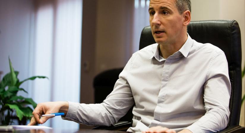 Tegye mindenki a dolgát, és akkor meg is valósul – Szombathely polgármestere visszaszólt Magyar Péternek