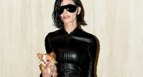 Stílust váltott Demi Moore