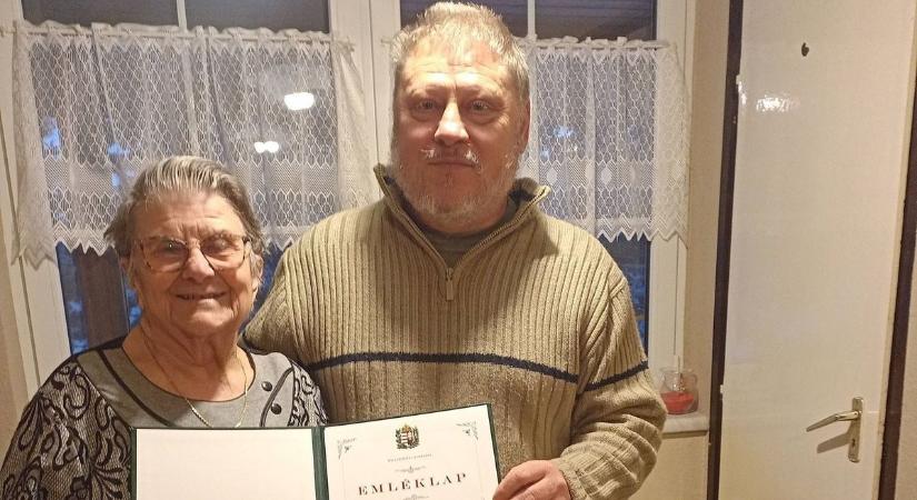 Kilenc évtizednyi szeretet: 90 éves lett a falu szeretett Annus nénije