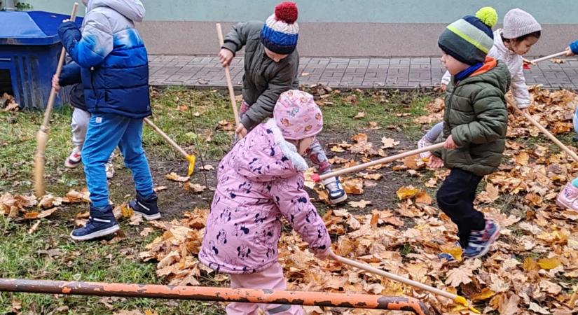 A Klímanócskák is ültettek őshonos gyümölcsfákat a Nemzeti Faültetés Napján