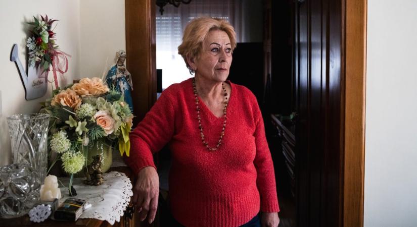 „Ez a törvény nálam: kibírni, túlélni, megoldani” – meglátogattuk Zóját, a 72 éves látóasszonyt