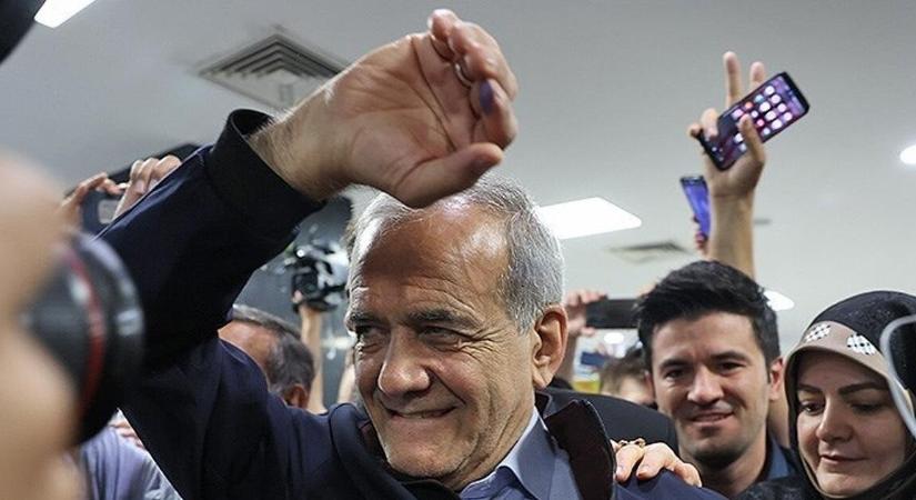 Izraeli-iráni konfliktus: biztonságos helyen van az iráni elnök