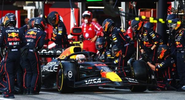 Kukázták a Monaco-szabályt, hosszabbodik a Q3