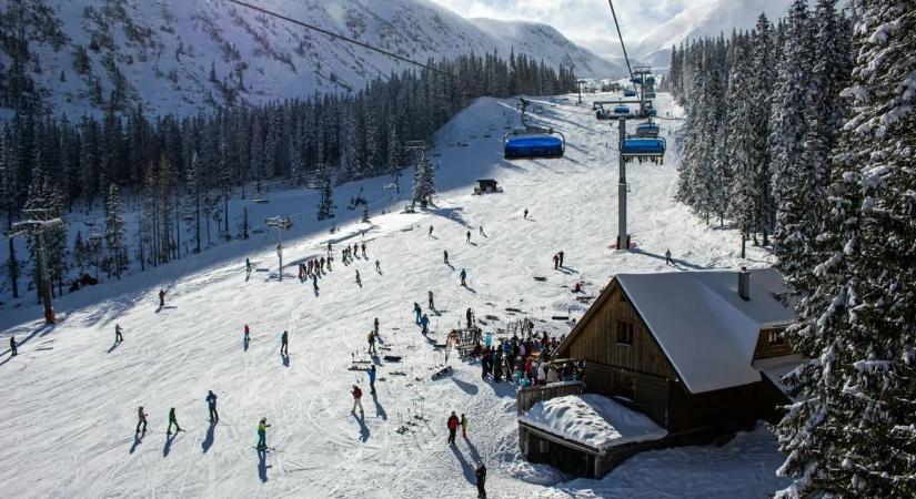 Súlyos baleset az osztrák sípályán: több métert zuhant egy kislány