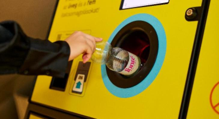 Csúcsra jár Hevesben a palackvisszaváltás 