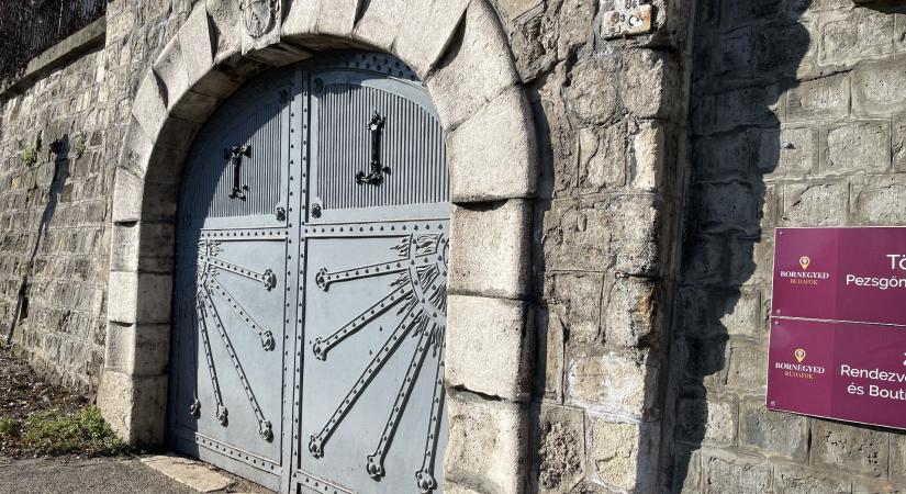 Mintha Szentendrét keresztezték volna egy pincefaluval: irány Budafok!