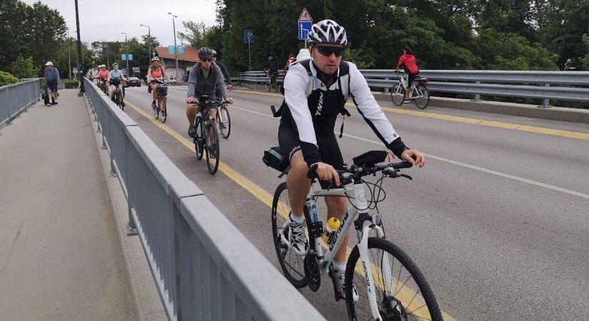 Itt a tavasz, elő a bringákkal! – közös tekerésre hívják a szekszárdiakat