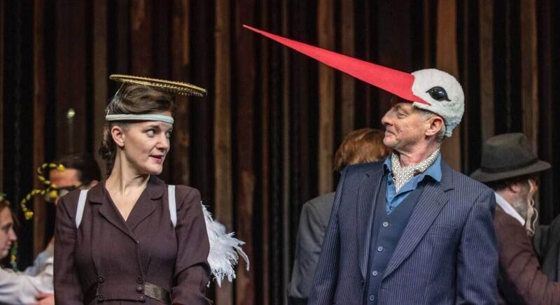 Egy piaci nap – Online látható a Mohácsi-testvérek Radnótis előadása