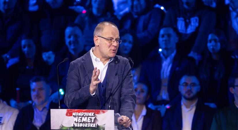 Navracsics Tibor: a Fidesz és a KDNP továbbra is hisz a szeretet és összefogás erejében