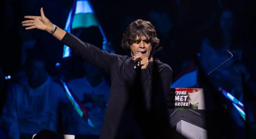 Hatalmas sikert aratott Takáts Tamás a Háborúellenes Gyűlésen