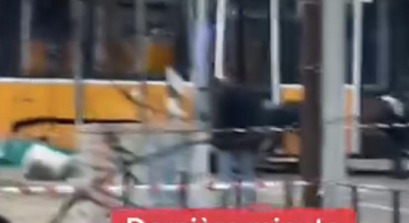 Kisiklott egy villamos, két halott és több tucatnyi sérült a szörnyű milánói balesetben