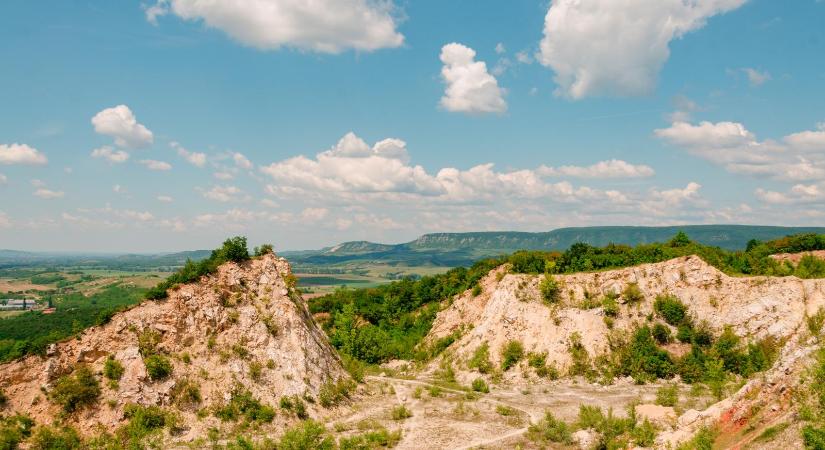 Nem lesz akkumulátor-újrafeldolgozó üzem Pilisjászfalun