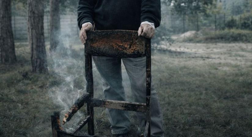 Megperzselt szék, porrá égett test – máig tisztázatlan a balatoni tragédia