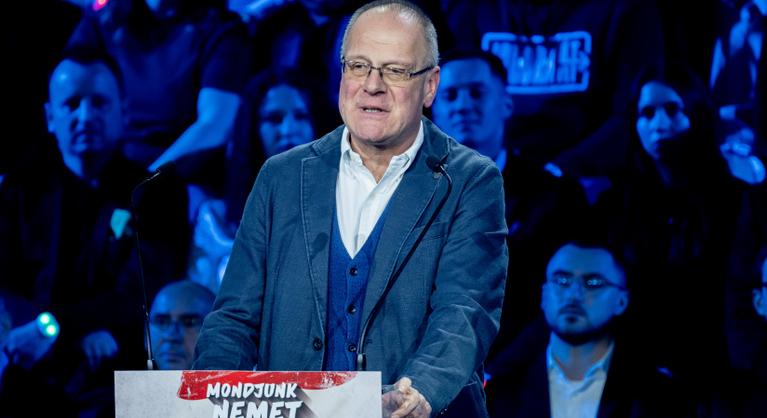 Navracsics Tibor: Még a tiszások is belátják, hogy Magyar Péter hazudik