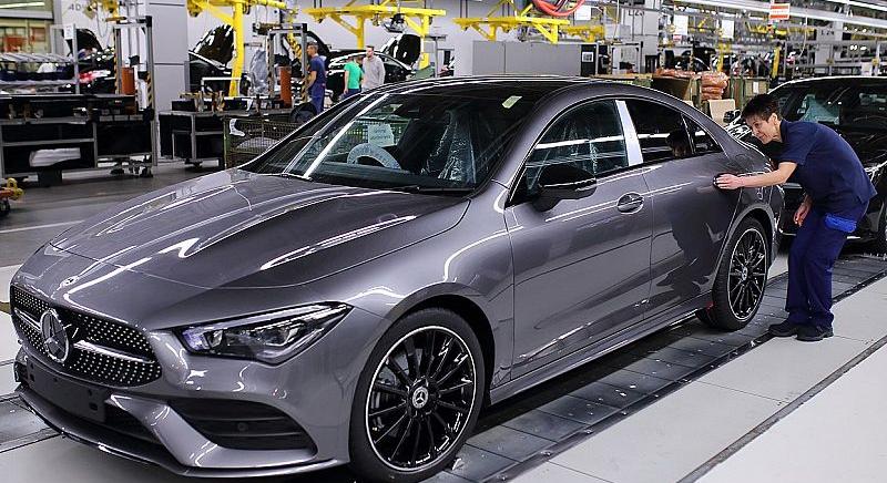 Ötezer főnél jár a kecskeméti Mercedes – ez történt a 9. héten