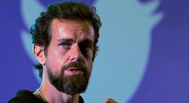 A Jack Dorsey-féle Block 40%-os leépítése most először mondja ki hangosan: az MI már viszi a munkákat, és a piac tapsol hozzá