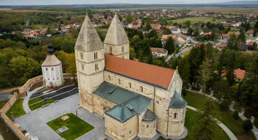 Lenyűgöző szakrális helyek az országban – Fedezd fel a lelki feltöltődés oázisait!