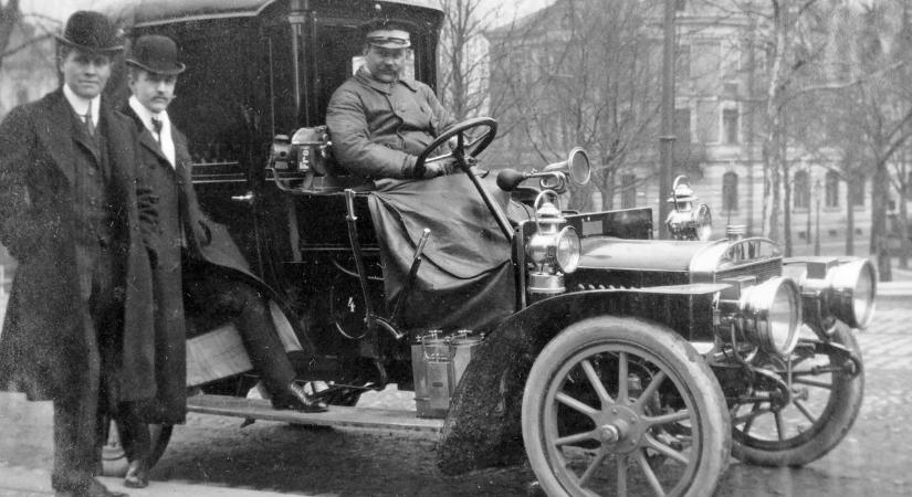 Konflistól a Zsiguliig, a magyar taxi 100 éve képekben