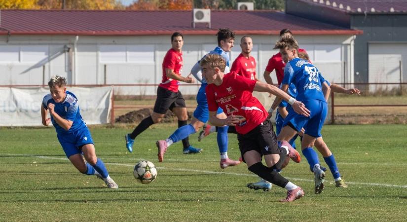 Drámai végjátékban döntött a címvédő