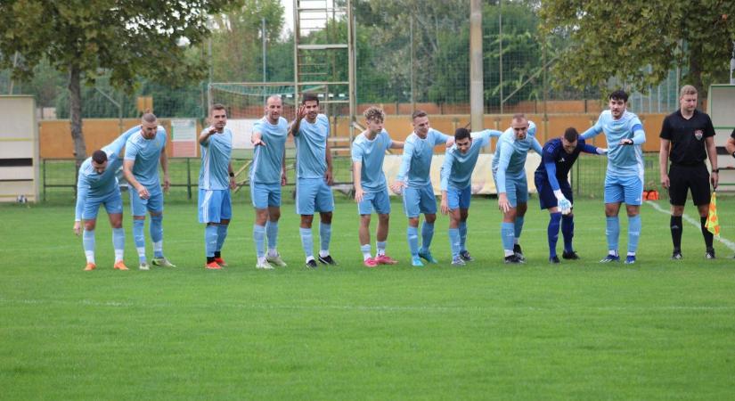 Az SC Hírös-Ép otthon tartotta a Vadkert vendéglátójaként a pontokat