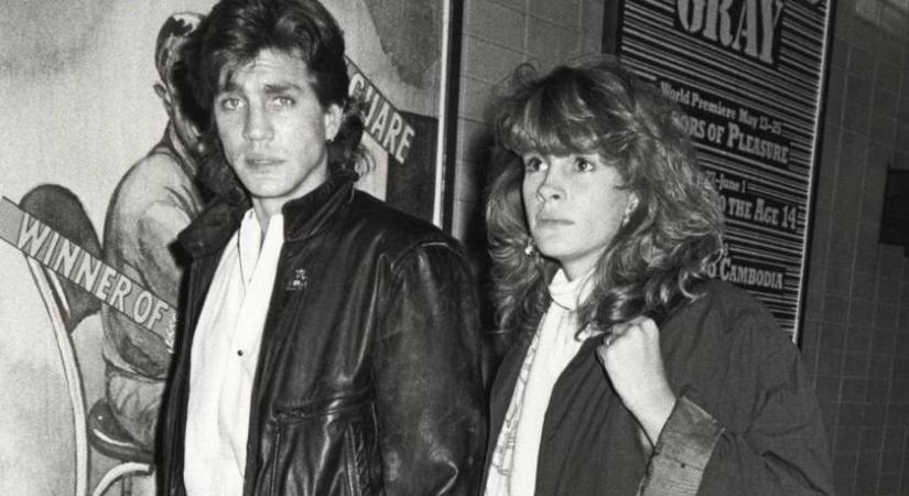 Julia Roberts bátyja ősz hajjal is szexi pasi maradt: 69 évesen ilyen sármos Eric Roberts