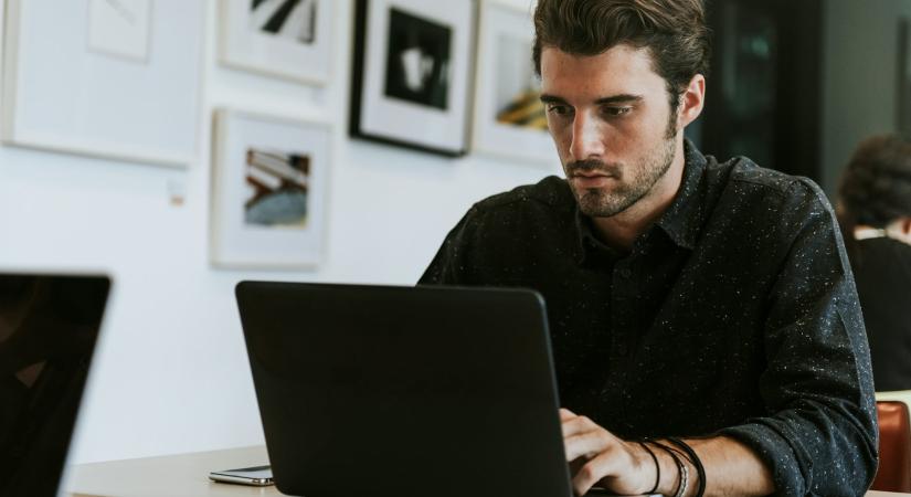 „Kiderült, hogy a feleségemnek titkai vannak…” – Férfiak, mivel döbbentett meg a párotok?