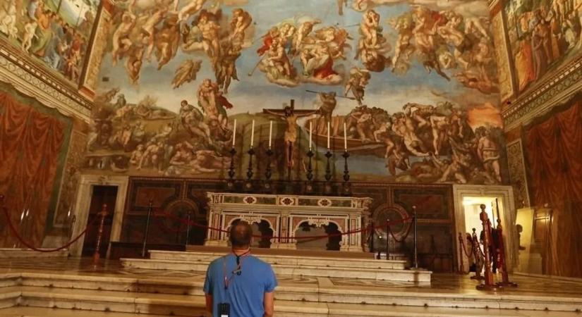 Így távolítják el a szennyeződéseket Michelangelo híres freskójáról