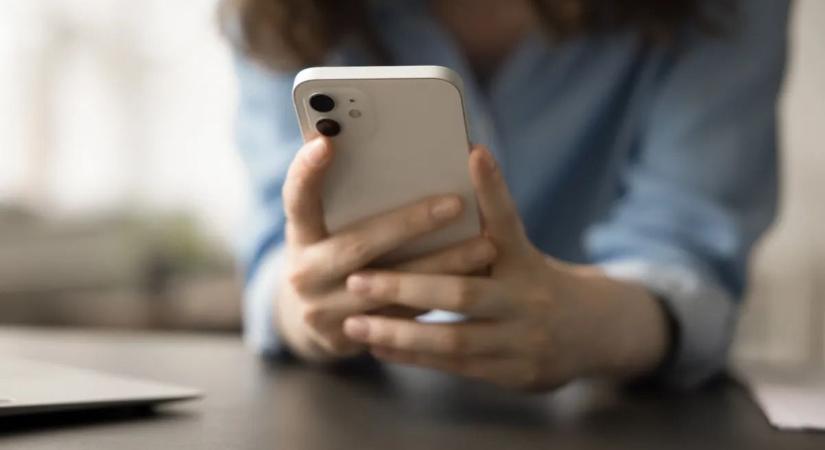 Figyelmeztetés érkezett: a telefonod ellen fordulhat a mesterséges intelligencia