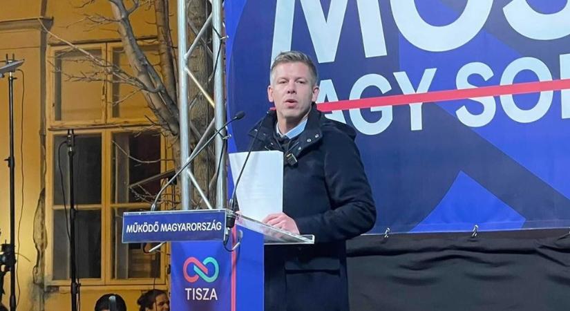 Magyar Péter felkérdezte Nemény Andrást, hogy miért készít PR fotókat fideszes politikusokkal