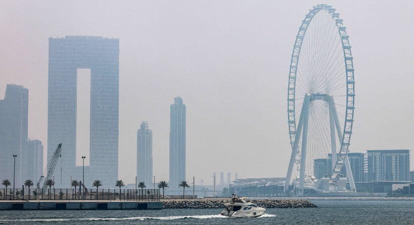 Robbanás volt Dubai egy hoteljénél egy iráni légitámadás miatt