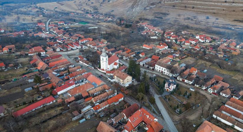 Iszonyatos felirat került egy magyar város szélére, ebbe a tiltásba beleremeg egész Magyarország