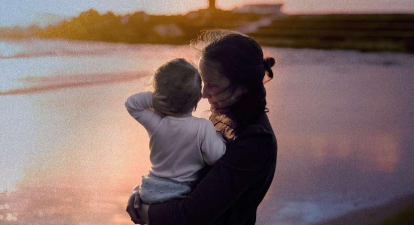 Ha egyedülálló nő örökbe fogadna: Emma és Laura története