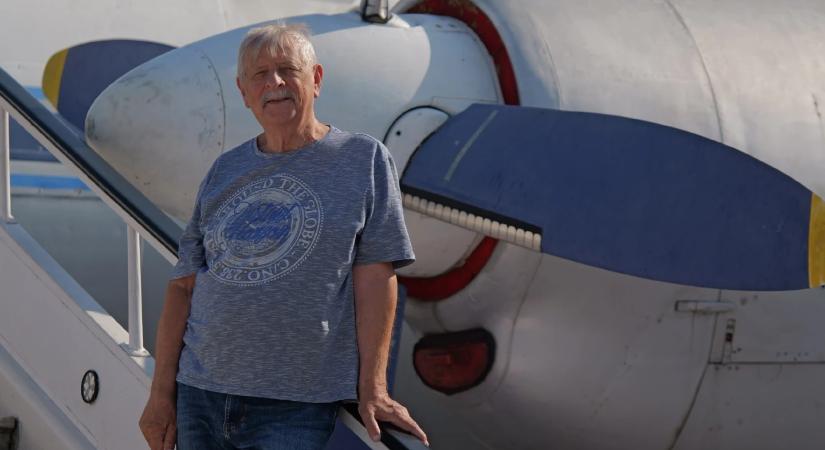 Várkonyi András sosem hallott titka: majdnem légikísérő lett