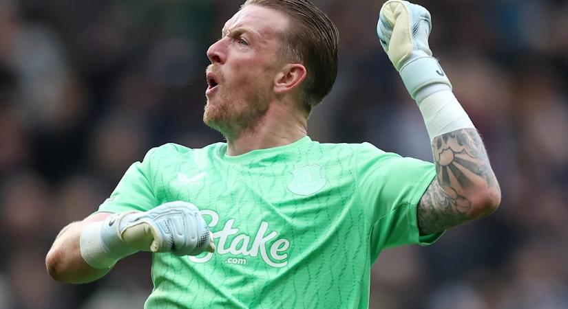 Itt az év védése: akkorát mentett a kapus, hogy ő is alig hitte el