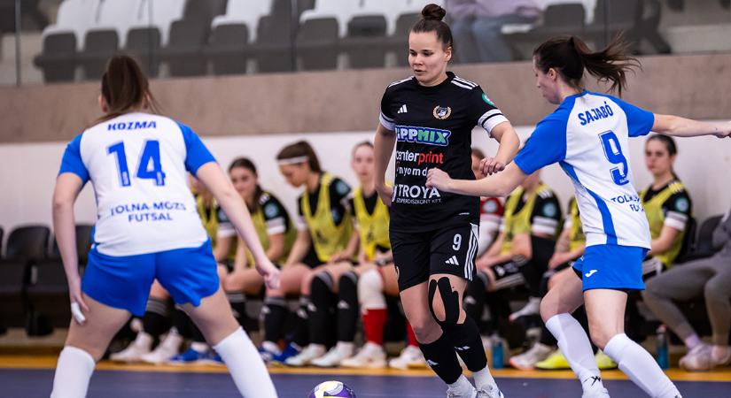 Peches góllal vesztették el veretlenségüket a DEAC női futsalosai