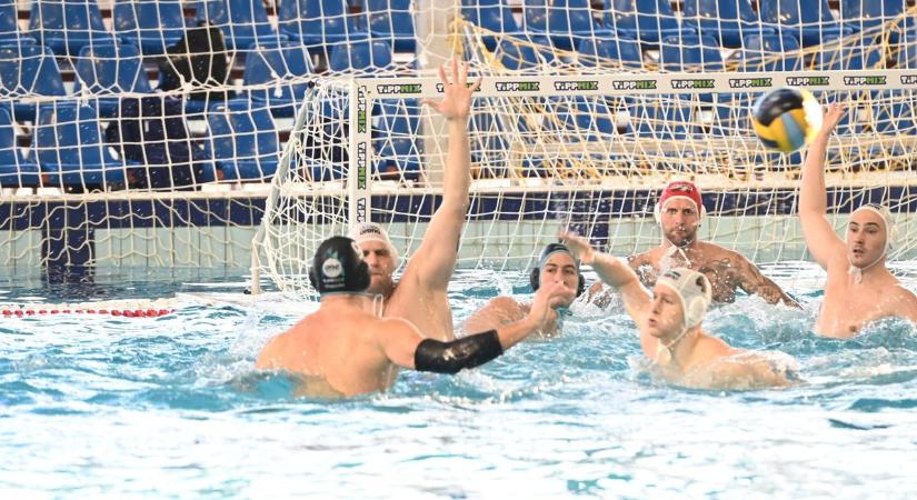 Váratlan szolnoki vereség hazai medencében – galériával