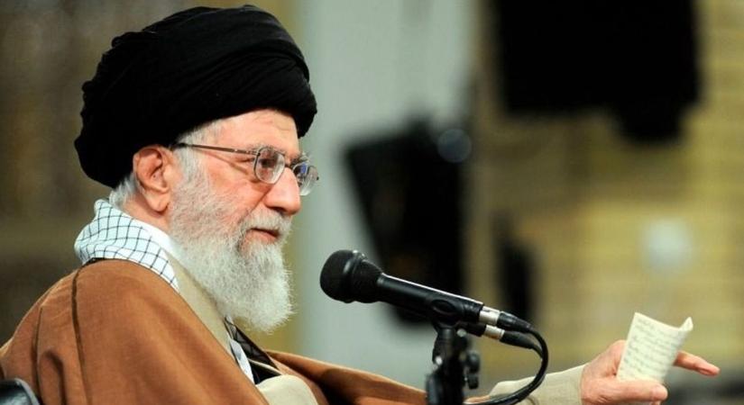 Végítélet Iránban: előkerült az ajatollah holtteste is