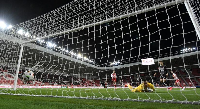 A debreceni ultrák: Élhető várost az akkugyárak helyett