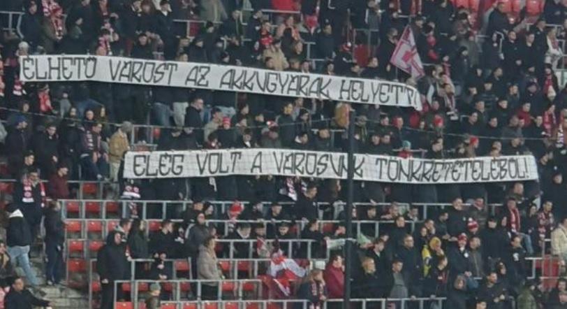 A Loki-szurkolóknak is elege van a debreceni akkugyárakból és a város tönkretételéből